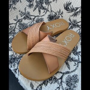 Roxy Women's Brown and Tan Slide Sandals